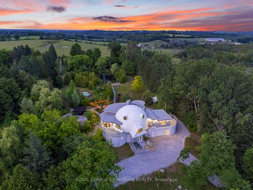 {{alt}} | Card Image