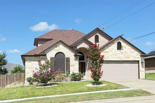 3312 Vineyard Trl, Harker Heights, TX, 76548-8847 | Card Image