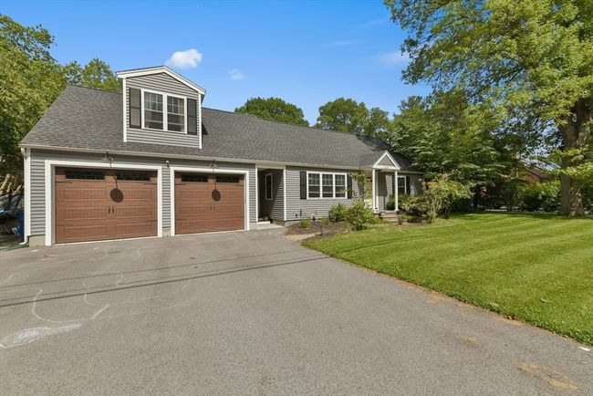 1026 Chandler St, House other with 3 bedrooms, 3 bathrooms and 3 parking in Tewksbury MA | Image 27