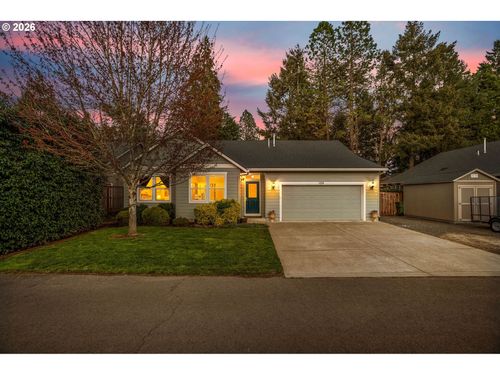 124 W Johanna Ct, Newberg, OR, 97132 | Card Image