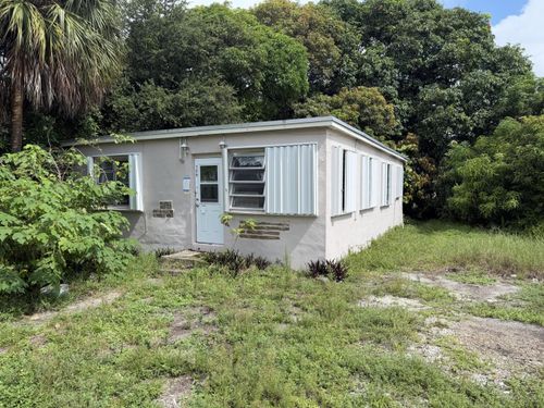 708 Sw 7th Ter, Dania Beach, FL, 33004-3817 | Card Image