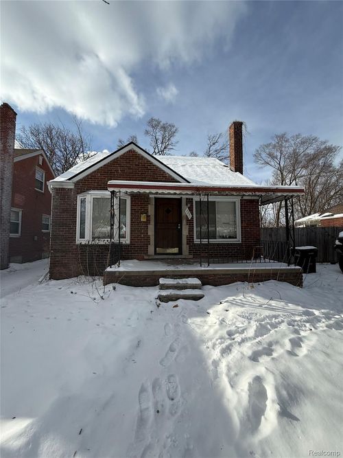 7751 Fielding St, Detroit, MI, 48228-4620 | Card Image