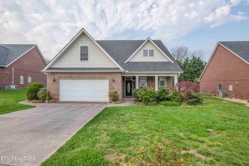 110 Waterston Way, Clinton, TN, 37716-6356 | Card Image