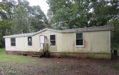 5162 Antler Trail, House other with 3 bedrooms, 2 bathrooms and null parking in Middleburg FL | Image 2