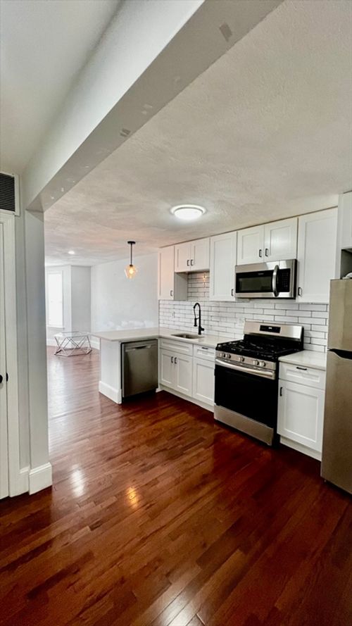 2-397 Chelsea St, Boston, MA, 02128 | Card Image