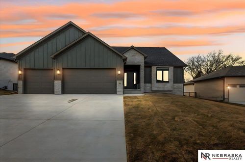1031 S 88th St, Lincoln, NE, 68520-1519 | Card Image