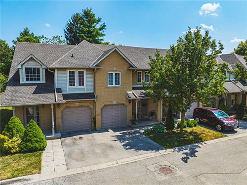 11-819 Upper Paradise Rd, Hamilton, ON, L9C5R1 | Card Image