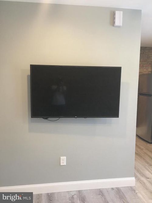 apt-3-27 S Church St, WEST CHESTER, PA, 19382-3245 | Card Image