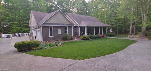 7115 Laurel Point Dr, Gibsonville, NC, 27249-8515 | Card Image