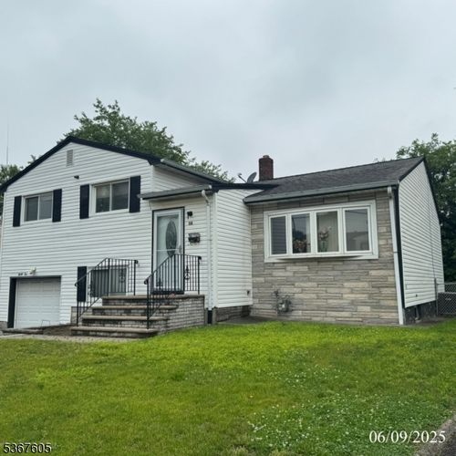 35 Eastern Pkwy, Hillside, NJ, 07205-1706 | Card Image