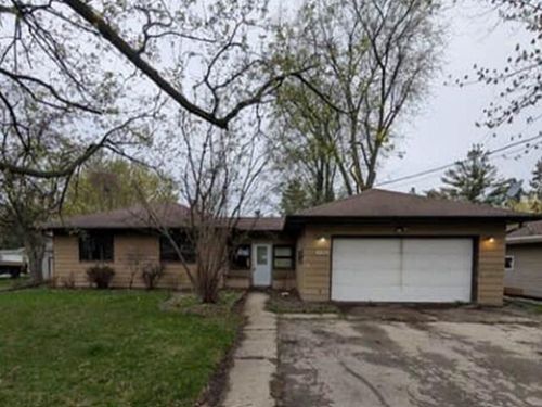 601 S Ridge Ln, GRAND CHUTE, WI, 54914 | Card Image