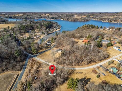 L48 Bunting E Redstone Drive, LA VALLE, WI, 53941 | Card Image