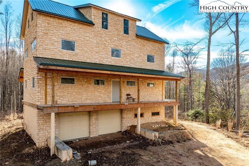 324 Allen Snyder Rd, Trade, TN, 37691-6034 | Card Image