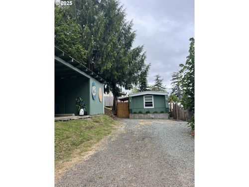 1938 Maryland Ave, Myrtle Point, OR, 97458-1731 | Card Image