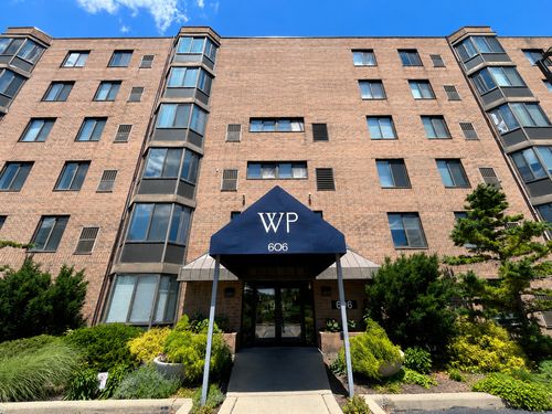 306-606 Woodland Park Ave, Chicago, IL, 60616-4284 | Card Image