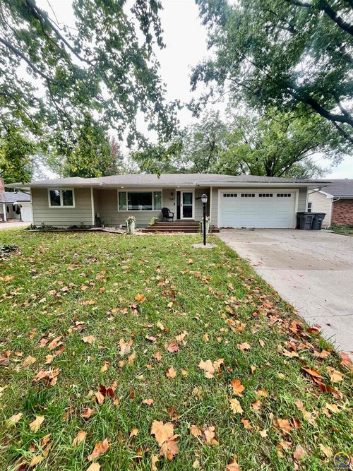 1707 Trowman Way, Emporia, KS, 66801-5637 | Card Image