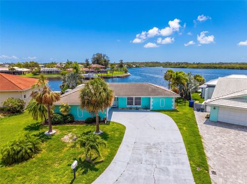 4956 Galleon Ct, New Port Richey, FL, 34652-3072 | Card Image