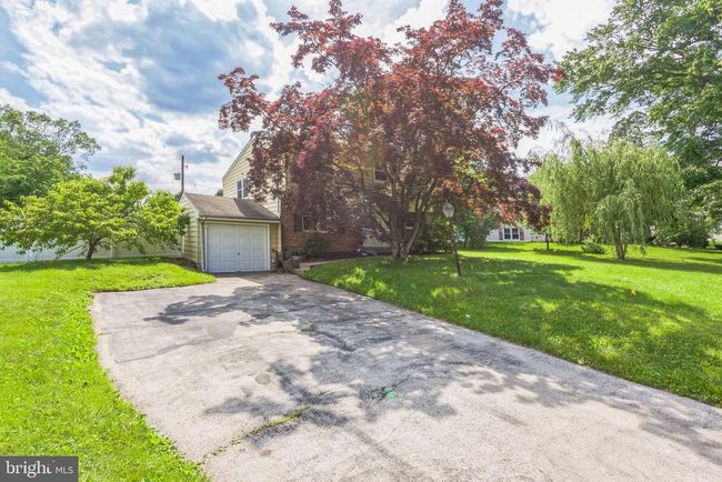 1590 Daws Rd, House other with 4 bedrooms, 2 bathrooms and null parking in BLUE BELL PA | Image 4