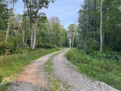 6 Peters Farm Ln, Dartmouth, MA, 02748-1572 | Card Image