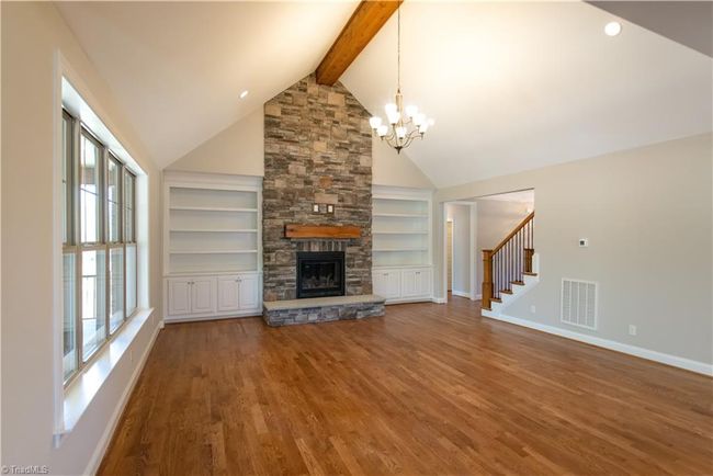 Photo similar to home being built. | Image 13