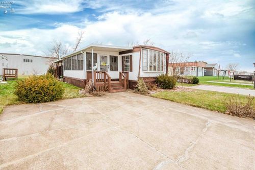 116 Rathbun Dr, Marblehead, OH, 43440-9549 | Card Image