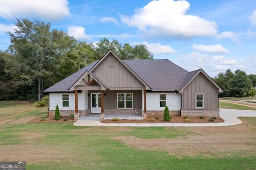 1010 Greenwood Cir, Madison, GA, 30650-3782 | Card Image