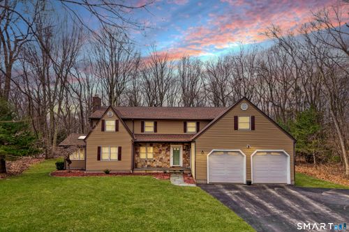4 Alison Ct, Prospect, CT, 06712-1458 | Card Image