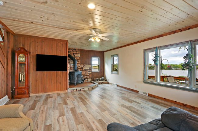 10317 195 Th Ave, House other with 3 bedrooms, 2 bathrooms and null parking in Bristol WI | Image 7