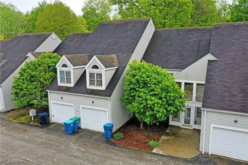 4-991 Powers Ave, Youngstown, OH, 44505-1381 | Card Image