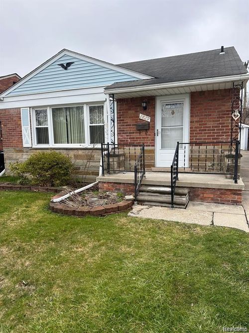 1829 Walnut St, Dearborn, MI, 48124-5011 | Card Image