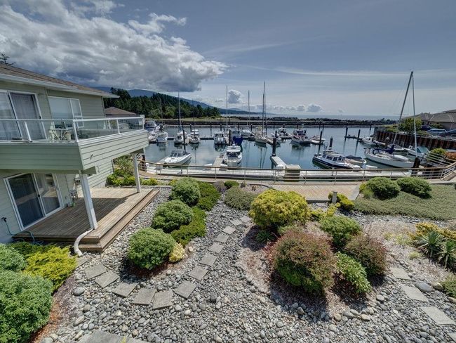 206 - 1585 Field Rd, Townhouse with 3 bedrooms, 2 bathrooms and 2 parking in Sechelt BC | Image 21