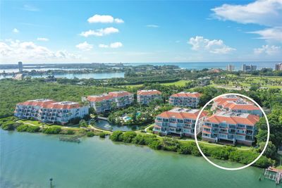 513 - 380 Gulf Of Mexico Drive, Condo with 3 bedrooms, 2 bathrooms and null parking in Longboat Key FL | Image 1