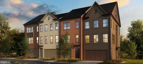 42227 Shining Star Sq, BRAMBLETON, VA, 20148-6503 | Card Image