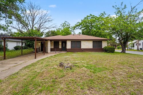 801 N 37th St, Corsicana, TX, 75110-2426 | Card Image