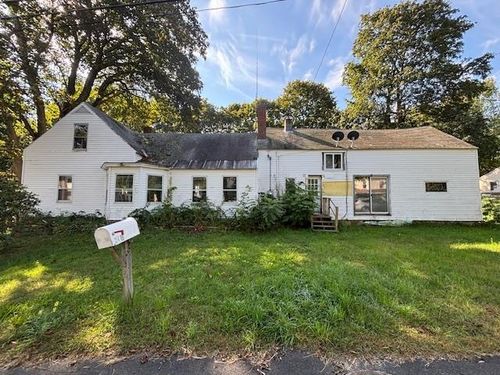 24 Spaulding St, Milford, NH, 03055-4724 | Card Image