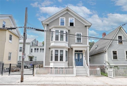 98 John St, Providence, RI, 02906-3020 | Card Image