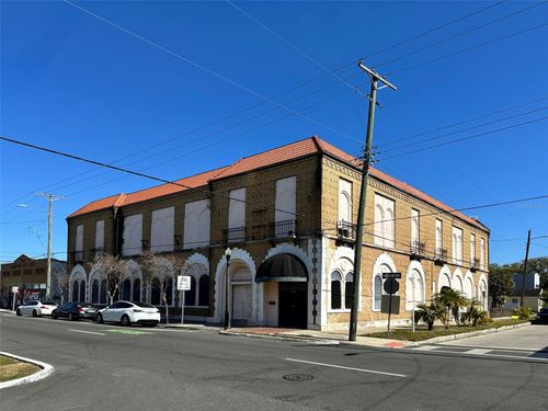 2001 N Howard Ave, TAMPA, FL, 33607-3435 | Card Image