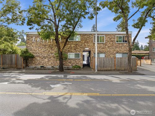 apt-4-8701 35th Ave Ne, Seattle, WA, 98115-3667 | Card Image
