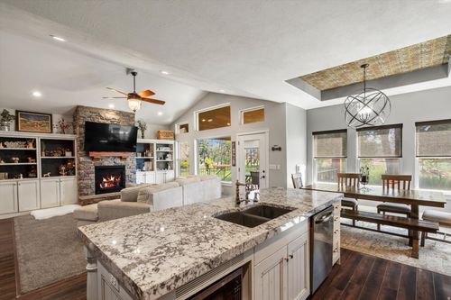 2652 S 4150 W, Taylor, UT, 84401-9750 | Card Image