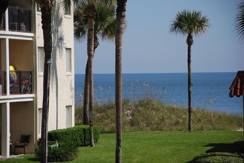 201-2325 Costa Verde Blvd, Jacksonville Beach, FL, 32250-6254 | Card Image