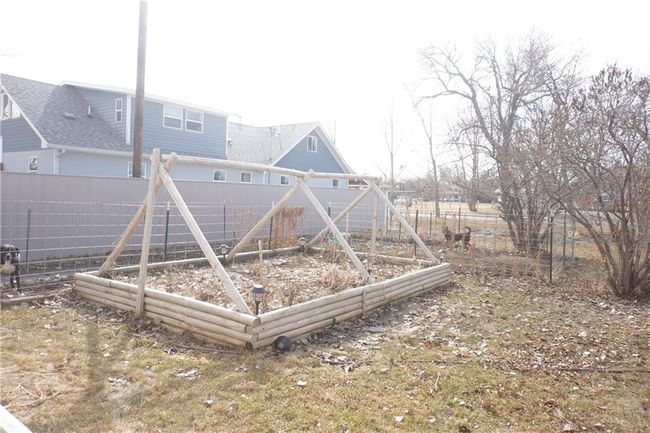 22 1 St St N, House other with 3 bedrooms, 2 bathrooms and null parking in Fairview MT | Image 6