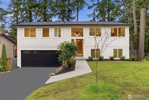 7506 135th Pl Ne, Redmond, WA, 98052-4012 | Card Image