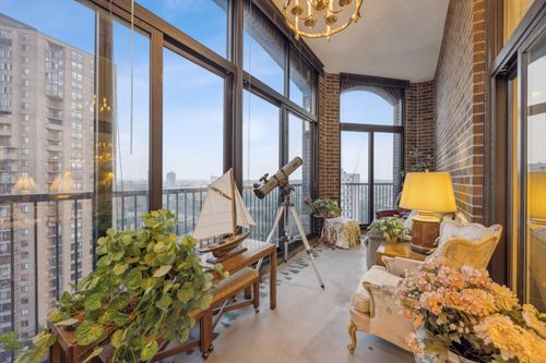 apt-1701-1235 Yale Pl, Minneapolis, MN, 55403-1948 | Card Image