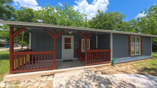 406 7th St, Bandera, TX, 78003 | Card Image