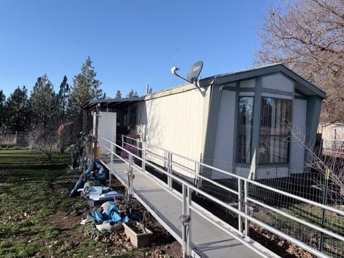 16220 S Sherman Rd, Cheney, WA, 99004-9535 | Card Image