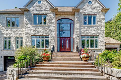 43 Hughson Dr, Markham, ON, L3R2T7 | Card Image
