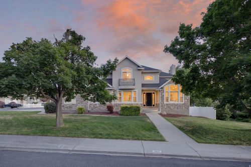 4511 W Windsor Cir, Cedar Hills, UT, 84062-8666 | Card Image