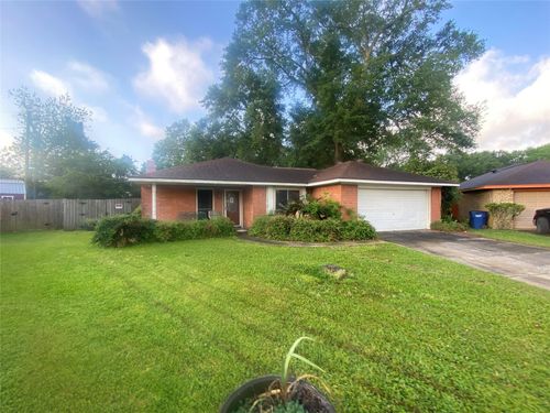 718 Westbury St, West Orange, TX, 77630-6018 | Card Image