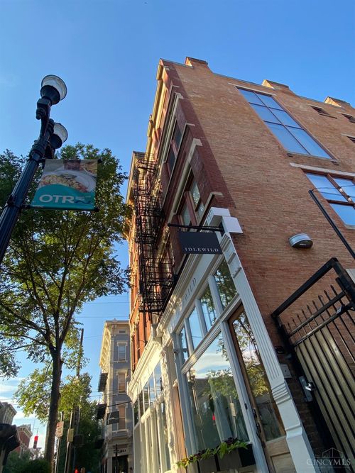 1232 Vine St, Cincinnati, OH, 45202 | Card Image