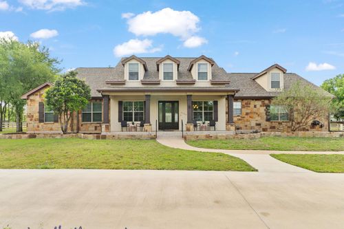 2703 Park View Dr, Marble Falls, TX, 78654-4110 | Card Image